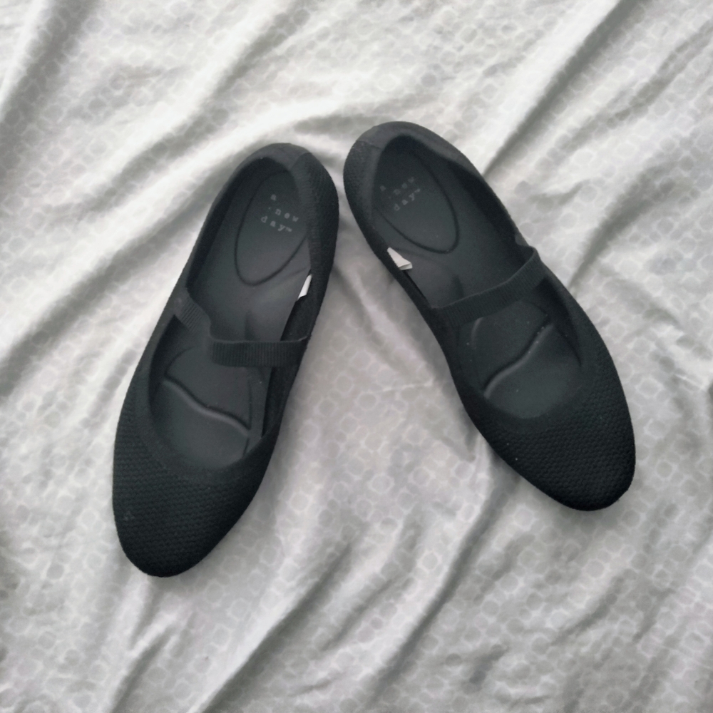 Women’s Black Slip-On Shoes
